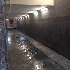 Piove nel sottopasso ferroviario