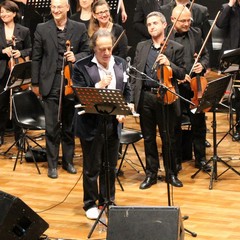 Enrico Montesano canta Armando Trovajoli