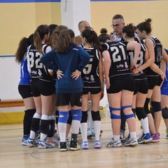 Coach Palumbo con le sue ragazze