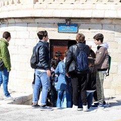 Gli alunni della “Riccardo Monterisi” di Bisceglie visitano il nostro Faro