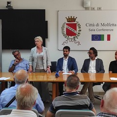 Presentata la nuova Giunta comunale: il sindaco Manuel Minervini punta su una squadra rinnovata