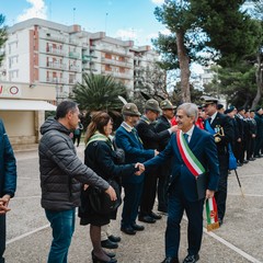4 novembre, la commemorazione al Monumento ai Caduti