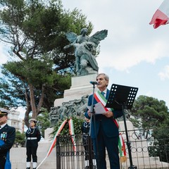 4 novembre, la commemorazione al Monumento ai Caduti