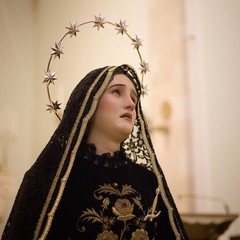 Arciconfraternita della Morte, il rito della vestizione della Madonna