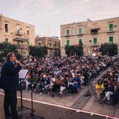 Minervini in Piazza Paradiso