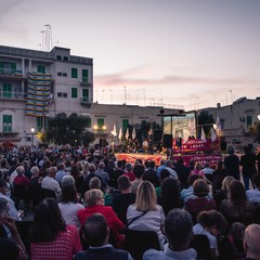 Minervini in Piazza Paradiso