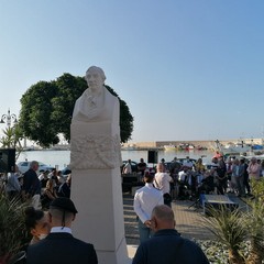 Inaugurazione stele di Giuseppe Saverio Poli