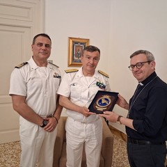 Il direttore marittimo della Puglia e Basilicata Jonica in visita alla Capitaneria di Porto di Molfetta