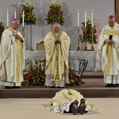 Il Palazzetto di Andria si fa Cattedrale per l'abbraccio al nuovo Vescovo Basile