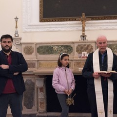 La mostra fotografica per il decennale dello storico viaggio della "Pietà" a San Pietro