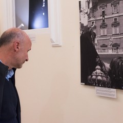 La mostra fotografica per il decennale dello storico viaggio della "Pietà" a San Pietro