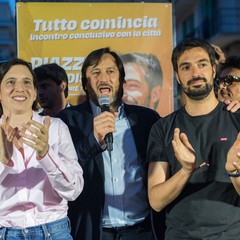 Elly Schlein a Molfetta con Manuel Minervini