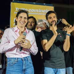 Elly Schlein a Molfetta con Manuel Minervini