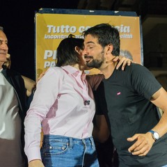 Elly Schlein a Molfetta con Manuel Minervini