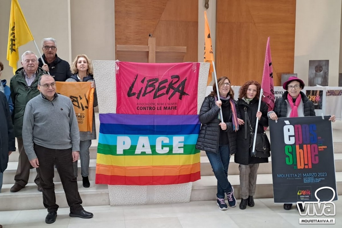 Gli Studenti Di Molfetta Con Il Presidio Libera Per Ricordare Le ...