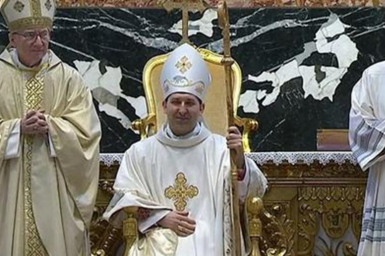 Mons. Vincenzo Turturro a Molfetta per la Novena della Madonna dei Martiri