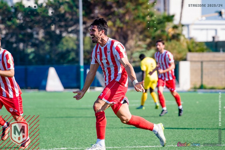 Molfetta Calcio (Ph: Davide Pischettola)