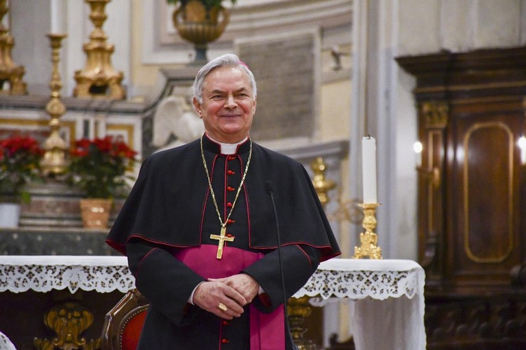 «La pace non può più attendere»: il messaggio di Pasqua del vescovo Cornacchia