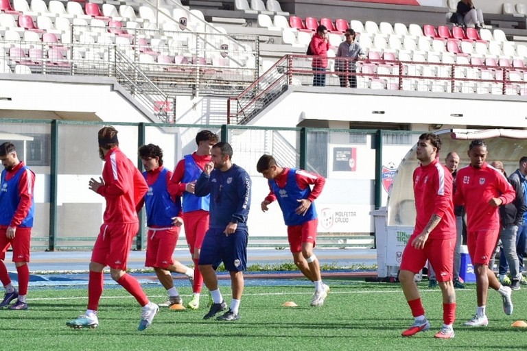 Molfetta Calcio, oggi sfida alla capolista Soccer Trani