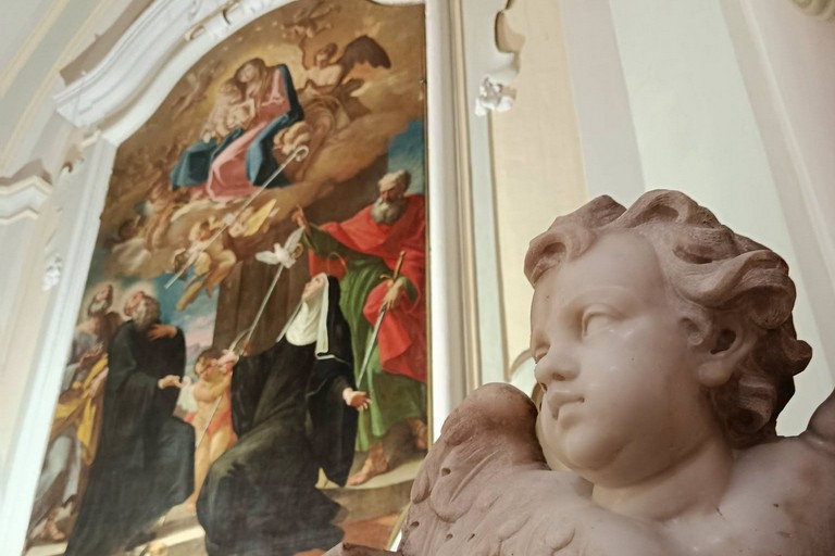 La grande tela di San Pietro torna a splendere nel ricordo di don Gino Samarelli