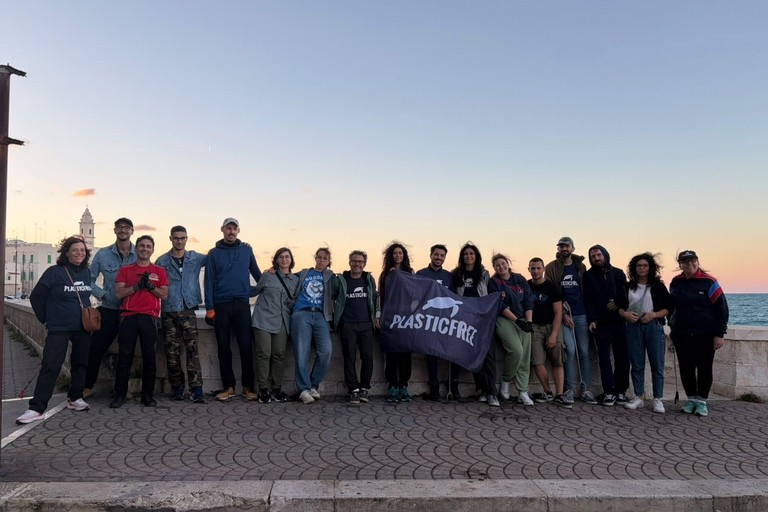 Volontari Plastic Free