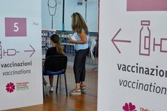 Vaccino anti-Covid, ora disponibile la nuova formula contro tutte le varianti