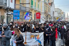 Tanti studenti in strada a Molfetta per la marcia della legalità
