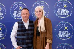 Corrado Azzollini e Serena Porta vincono al Festival del Cinema Europeo con il documentario "L'Ulivo e il Baobab"