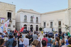 In piazza Municipio la protesta contro l'amministrazione Minervini