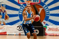 Oggi al PalaPoli di scena l’attesissimo match tra Virtus Basket Molfetta e Monopoli
