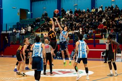 Folle match al PalaPoli: dopo due over time è il Catanzaro batte la Virtus Basket Molfetta