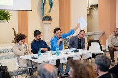 Confronto tra i candidati sindaci sulla vasca di colmata, promosso dal Comitato "Lungomare Colonna"