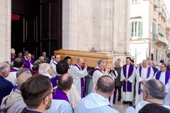 L'estremo saluto a Mons. Tommaso Tridente in Cattedrale