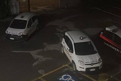 Tentano il furto di un suv, ladri d'auto intercettati dai Carabinieri