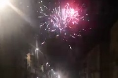 Lunga batteria di fuochi pirotecnici nella notte: Molfetta svegliata alle 4