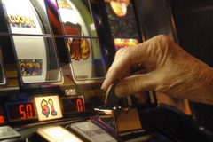 Gioco d'azzardo, a Molfetta bruciati oltre 34 milioni di euro