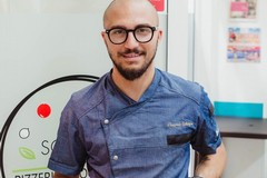 Pasquale Catanzaro, pizzaiolo molfettese premiato con due pennelli all’Arcimboldo 2025