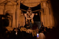 Con la processione della Pietà si conclude la Settimana Santa a Molfetta