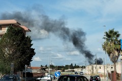 Colonna di fumo nei pressi del cimitero