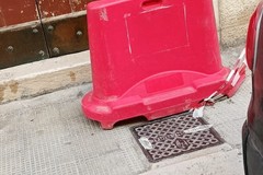 Intervento della Multiservizi per il marciapiede dissestato in via Manara