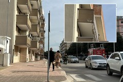 Caduta di calcinacci in via Martiri di via Fani: sul posto i Vigili del Fuoco