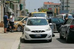 Incidente su via Giovinazzo: 3 auto coinvolte, tratto chiuso per mezz'ora