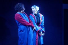 «Le parole farfalle»: l’Alzheimer raccontato come un battito d’ali a Molfetta