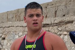 Gabriele Mattiello vince il primo trofeo "Ammare" nelle acque di Molfetta