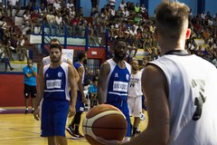 Al PalaPoli protagonista il grande basket grazie al Puglia Outlet Village