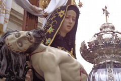 Cambio di orari e la processione de "La Pietà" comincia all'alba