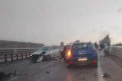 Brutto incidente sulla SS16 bis: 3 auto coinvolte