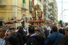 Santi Medici, questa mattina la tradizionale processione - LE FOTO