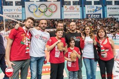 La generosità dei Fedelissimi della Pallavolo Molfetta in un gesto concreto a Camerino