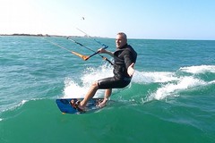Tragedia in Salento: 55enne di Molfetta muore praticando kite surf